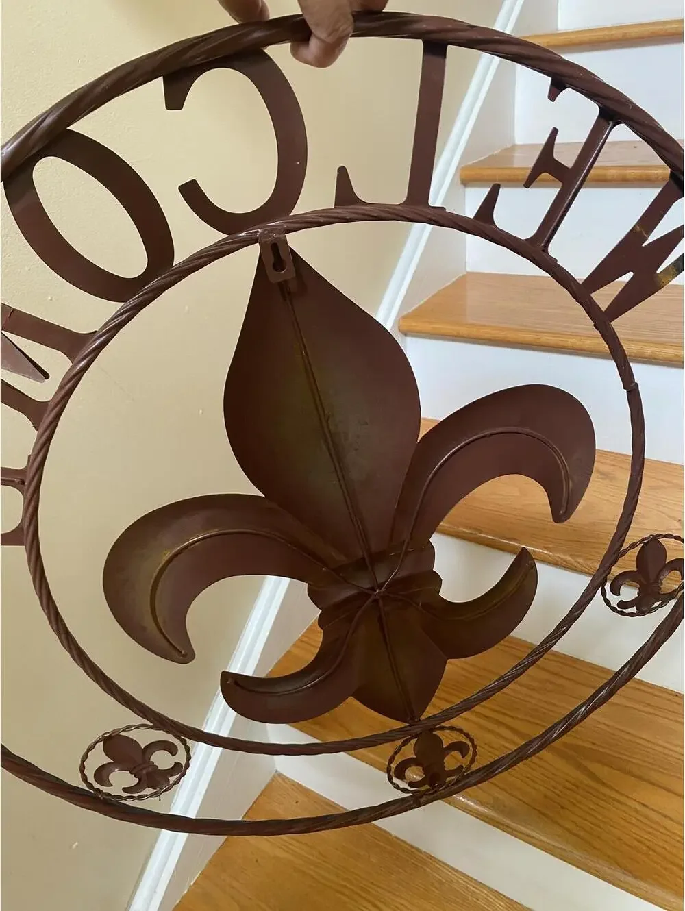 Metal Welcome Wall Decor with Fleur-de-Lis Design